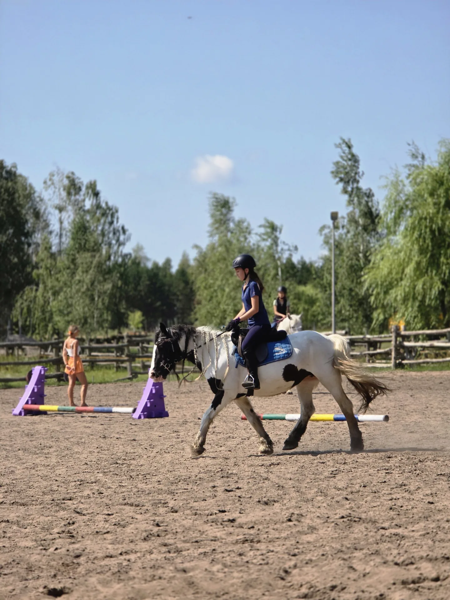 Wakacje w siodle 2026 — kolonie i półkolonie jeździeckie w Stadninie Koni w Nowej Wsi Kosowskiej (12)